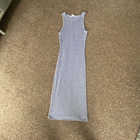 Striped Blue and White Midi Dress - Picture 2 of 5